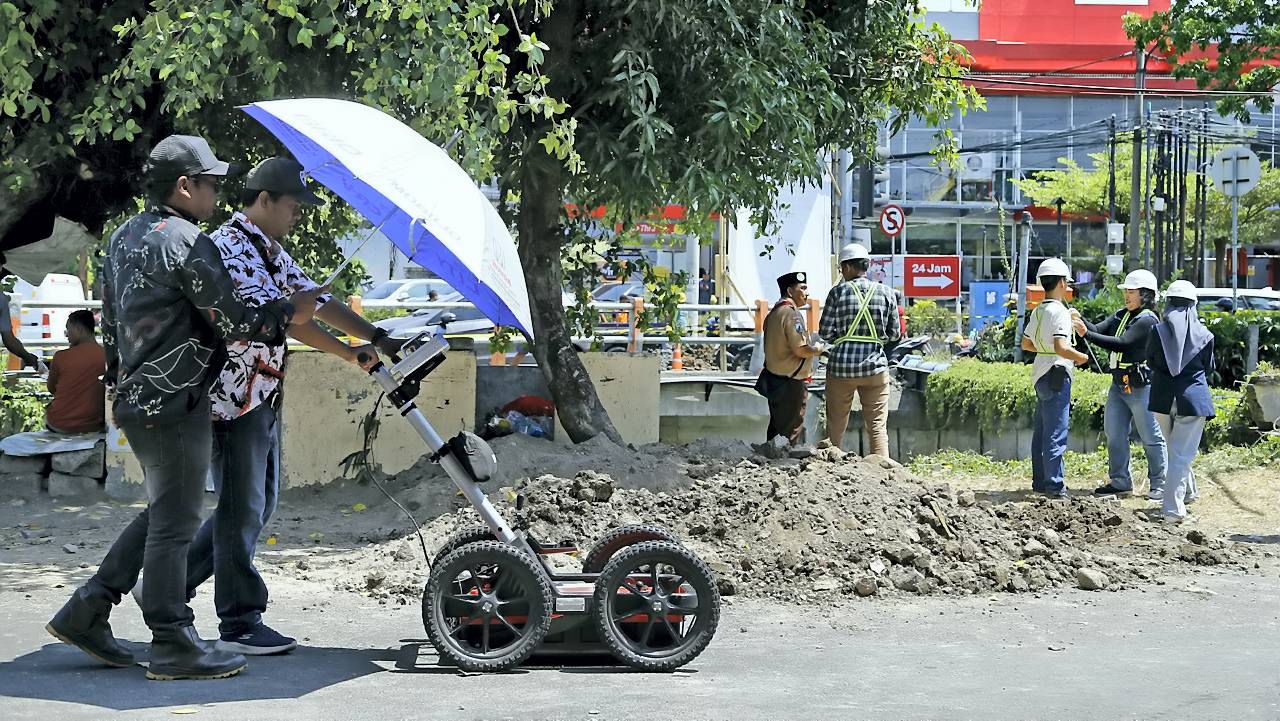 [astakom/str-Dipta Pratomo]