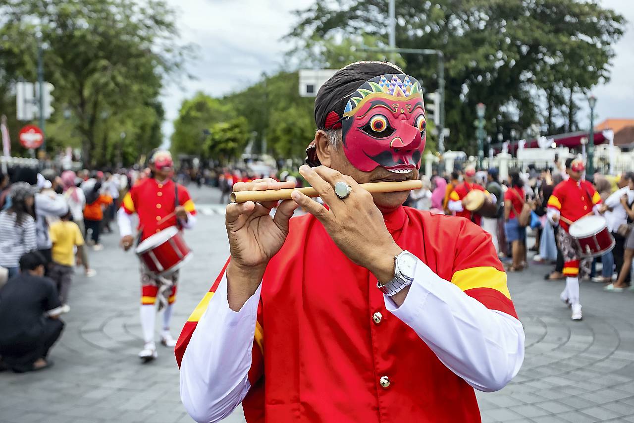 [astakom/str-Panji Arkananta]