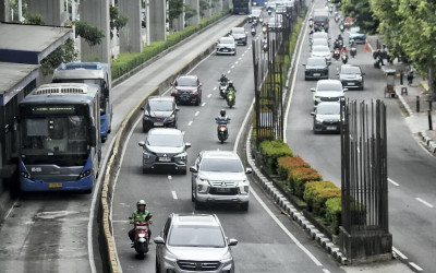 Tiang Monorel Mangkrak Akan Dibongkar