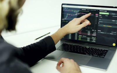 IHSG Dibuka Loyo, Ketidakpastian Global Bikin Investor Risk Off Mode?