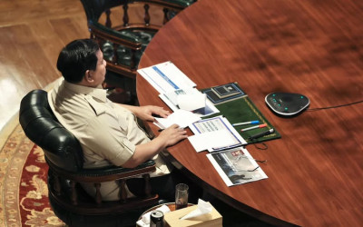Prabowo Puji Efektivitas Modifikasi Cuaca Tekan Titik Panas dan Cegah Asap Lintas Batas