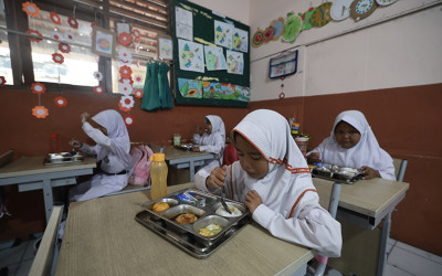 Prabowo Targetkan MBG Jangkau 20 Juta Penerima Manfaat Sebelum 17 Agustus 2025