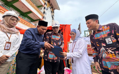 Legislator Gerindra Salurkan Bantuan untuk Korban Ambruknya Bangunan Ponpes Al Khoziny Sidoarjo