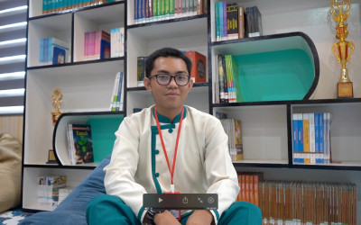 Bekerja Sambil Sekolah, Rafli Anak Samarinda Kini Punya Harapan Baru Berkat Sekolah Garuda