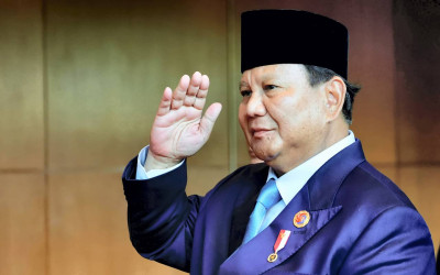 Dikritik, Difitnah, Tetap Ikhlas: Filosofi Prabowo dalam Mengabdi
