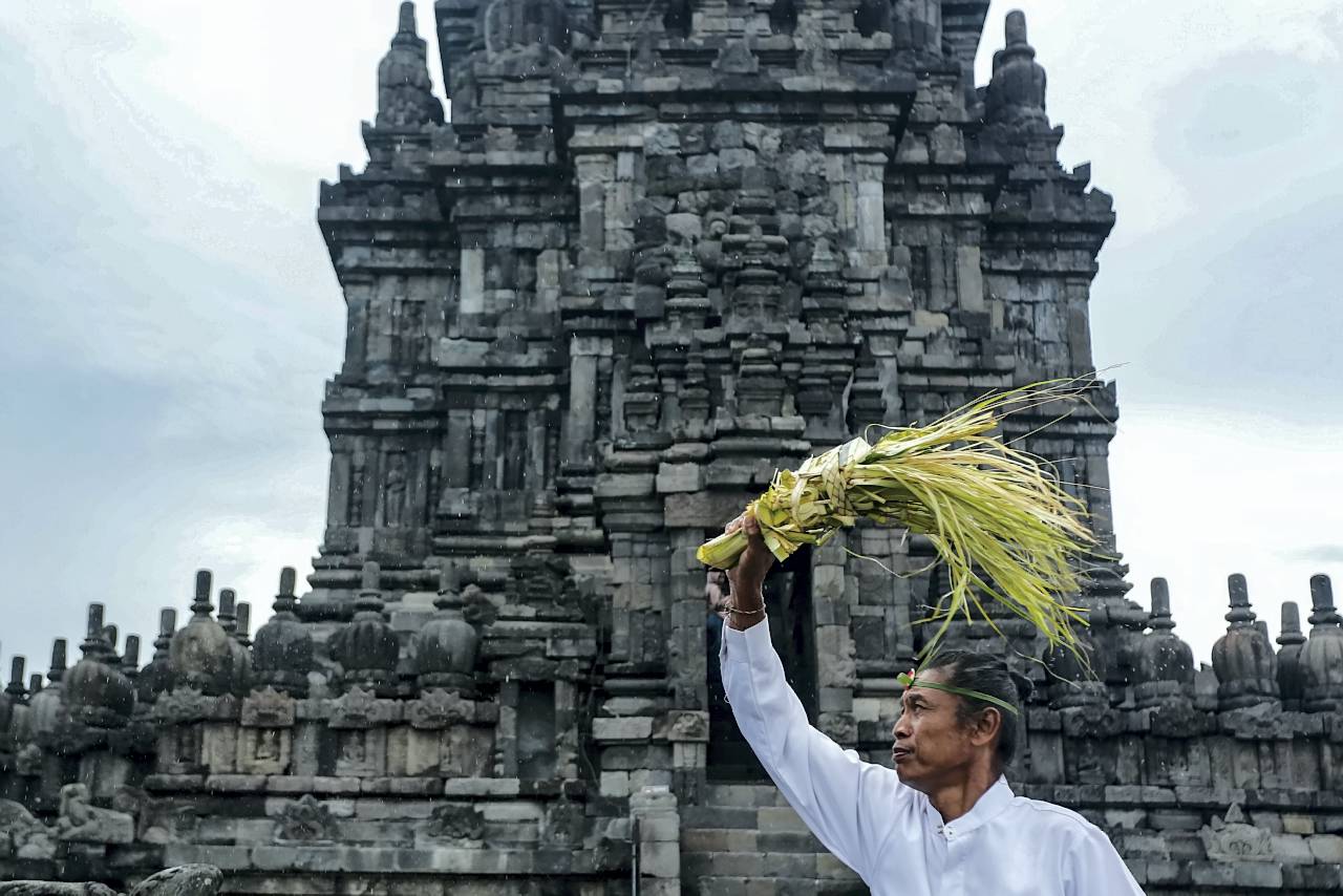 [astakom/str-Panji Arkananta]