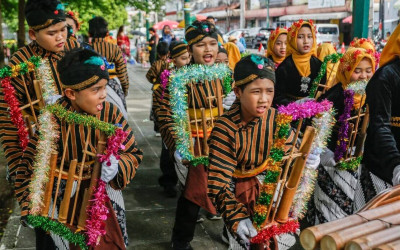 Peringati Hari Angklung Sedunia di Yogyakarta
