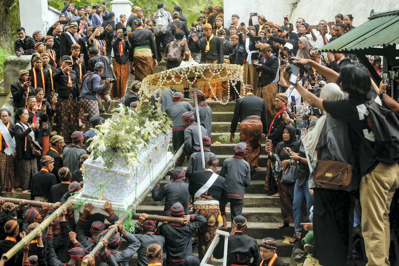 [astakom/str-Panji Arkananta]
