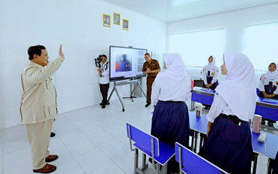 Presiden Prabowo Luncurkan Digitalisasi Pembelajaran Untuk Indonesia Cerdas