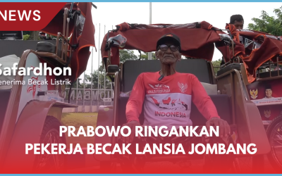 Prabowo Ringankan Pekerja Becak Lansia Jombang
