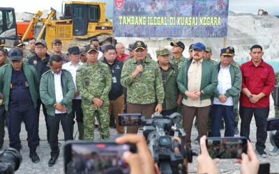 Tergabung dalam Satgas PKH, Menhan Turun Tangan Tertibkan Tambang Ilegal di Bangka Belitung
