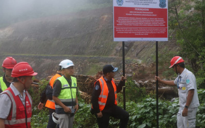 Menteri LH Segel Kebun dan Pabrik Sawit di Tapteng, Diduga Perparah Banjir Sumut