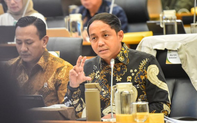 Menhut Cabut 22 PBPH di Sejumlah Wilayah Termasuk Sumatera yang Diduga Perparah Bencana