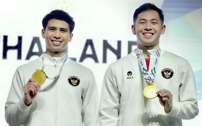 Sabar/Reza Tekuk Aaron Chia/Soh Wooi Yik, Indonesia Tambah Emas di SEA Games 2025