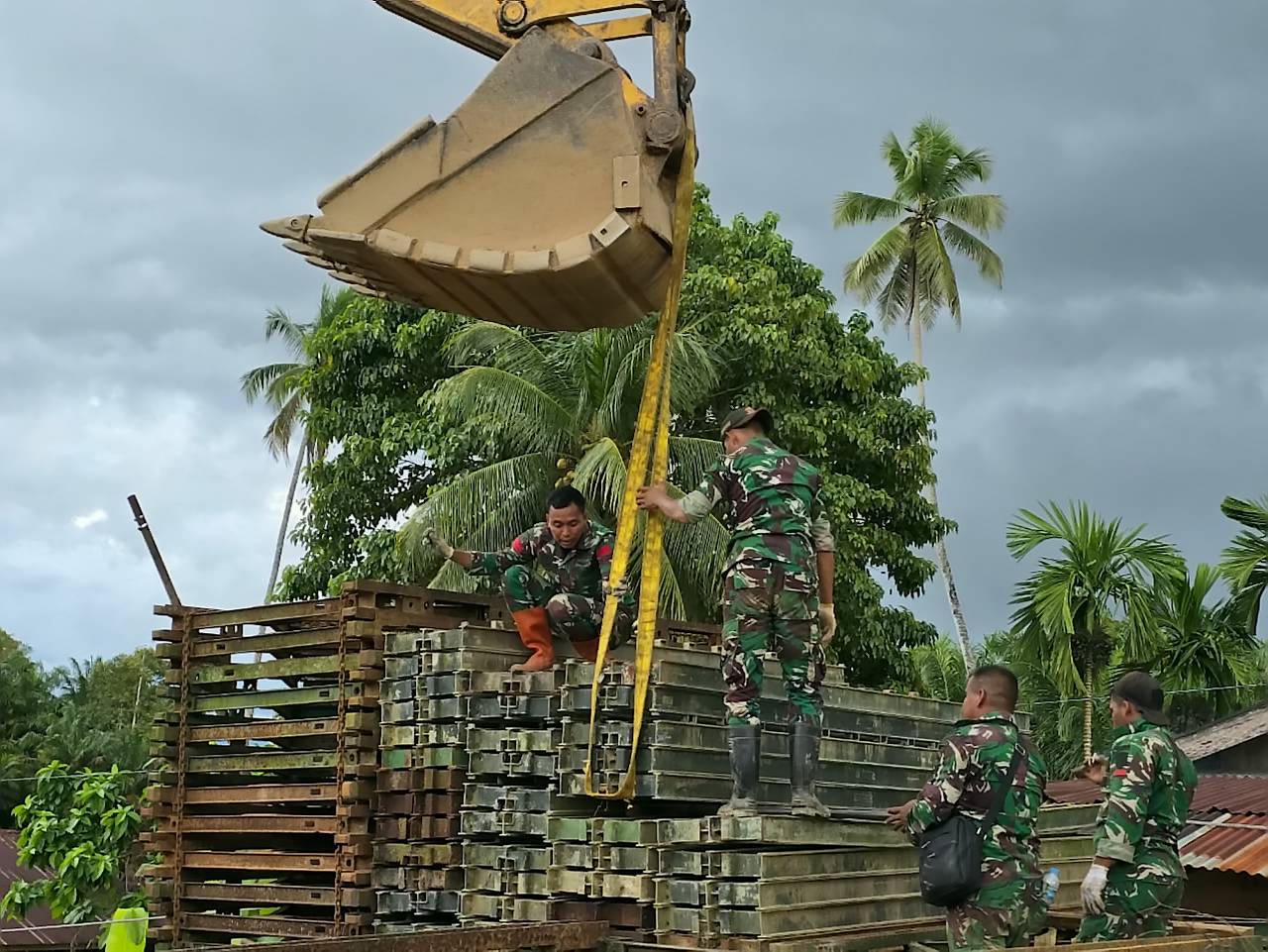 [astakom/Puspen TNI]