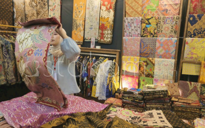 Gelar Kain Batik Nusantara 2025 di Bandung