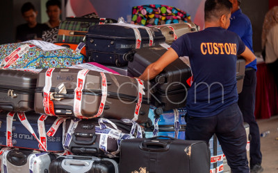 Polda Kepri Amankan Pakaian Bekas Ilegal
