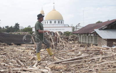 Sejumlah Rumah Masih Tertimbun Lumpur di Pidie Jaya Aceh