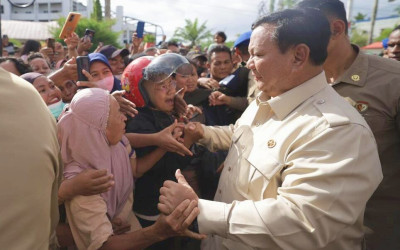 Presiden Prabowo Tinjau Wilayah Terdampak Banjir di Tapanuli Tengah