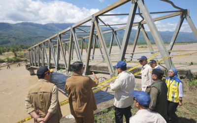 Presiden Prabowo Sambangi Lokasi Terdampak Banjir di Aceh Tenggara