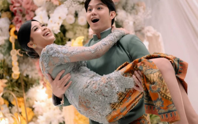 Brisia Jodie dan Jonathan Alden Resmi Menikah, Janji Sehidup-Semati di Gereja Katedral Jakarta