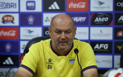 Jadwal Persik Vs Persib: Bojan Hodak Akui Laga Tandang Tak Mudah