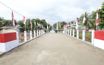 Jembatan Aramco Beres! TNI Bantu Warga Sumut Balikin Akses dan Ekonomi
