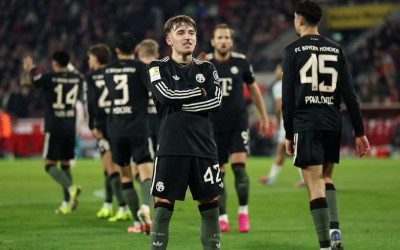 Bayern Munich Tundukkan Cologne 3-1, Nyaman di Puncak Klasemen Bundesliga