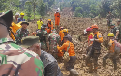 Banjir-Longsor Bandung Barat: Tim SAR Temukan 9 Korban Meninggal Dunia, 81 dalam Pencarian