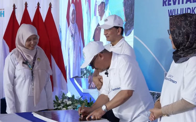 Mendikdasmen Resmikan 96 Sekolah Hasil Revitalisasi di Wilayah Tangerang Raya