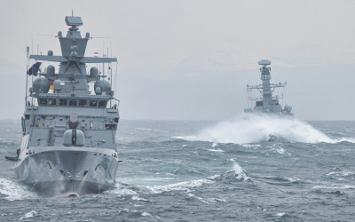 Rusia Turun Tangan! Kapal Perang Moskow Kawal Tanker Buronan AS di Atlantik