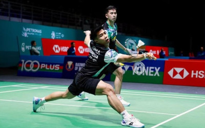 Sabar/Reza Kalahkan Juniornya Raymond/Nikolaus, Lolos ke 16 Besar Malaysia Open 2026