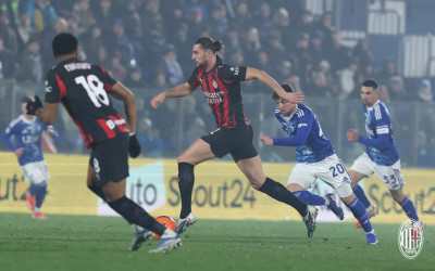 AC Milan Gilas Como, Rabiot Cetak Gol Spektakuler