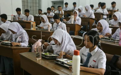 Pelaksanaan MBG Pertama di Tahun 2026