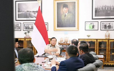 Panggil Sejumlah Menteri, Prabowo Minta Fokus Pengelolaan SDA untuk Kemakmuran Rakyat!