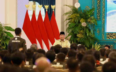 Lifter Rizki Juniansyah Naik Kapten TNI, Prabowo: Anda Mengangkat Kehormatan Bangsa!