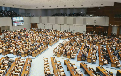 Paripurna DPR Tetapkan 9 Nama Anggota Ombudsman Periode 2026-2031