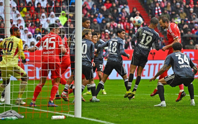 Bayern Munich Menang Tipis 3-2 atas Frankfurt di Allianz Arena