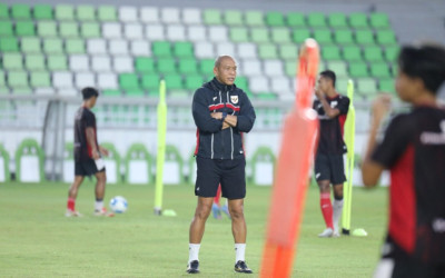 Nova Arianto dan Sofie Imam Jadi Asisten Lokal Coach John Herdman