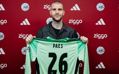 Maarten Paes Resmi Gabung Ajax Amsterdam