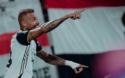Gol Cepat Gustavo Antar Persija Bungkam Bali United