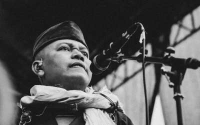 Kabar Duka! Romi Jahat, Vokalis Utama Romi &amp; The Jahats Tutup Usia