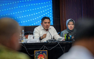Seskab Teddy: Presiden Prabowo terus Monitor Recovery Sumatera, Minta Update Rutin ke Publik