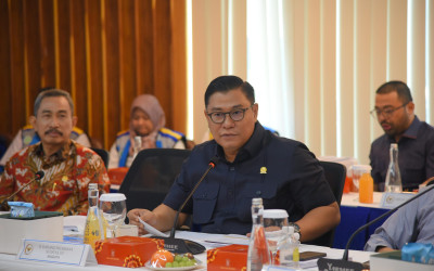 Komisi V DPR Dukung Ide Gentengisasi Presiden Prabowo: Lebih Indah dan Ramah Lingkungan
