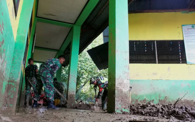 TNI dan Warga Solid Gercep: Masjid, Gereja, dan Sekolah di Tapanuli–Aceh Balik Kinclong