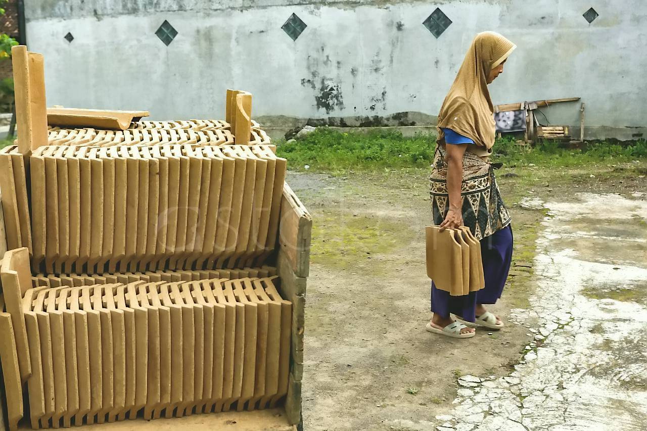 [astakom/str-Panji Arkananta]