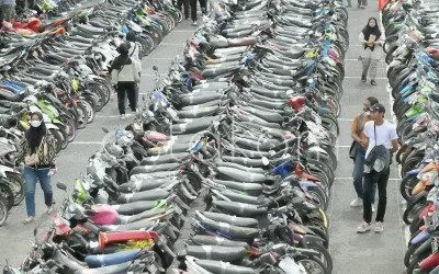 Ramai-ramai Protes Pajak Motor di Jateng Naik, Benarkah karena PAD Turun?