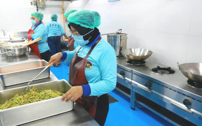 Nggak cuma Upgrade Gizi Anak, MBG Hidupkan Petani-Ibu Rumah Tangga!