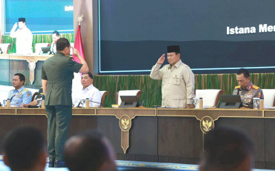 Rapim TNI-Polri, Seskab Kasih Tau Arahan Prabowo: Dari Jaga SDA sampai Pelaksanaan Indonesia ASRI