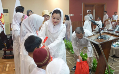 Perempuan Gerindra Gelar Santunan Anak Yatim dan Bagikan 1.000 Paket Sembako